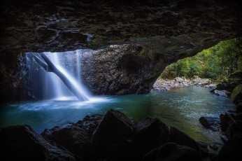 Картинка природа водопады скалы водопад пещера пейзаж картинки река