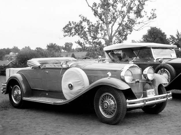 Обои картинки фото 1931, packard, rolls, автомобили, классика