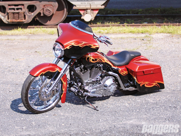 Обои картинки фото 2004, harley, davidson, electra, glide, мотоциклы, customs