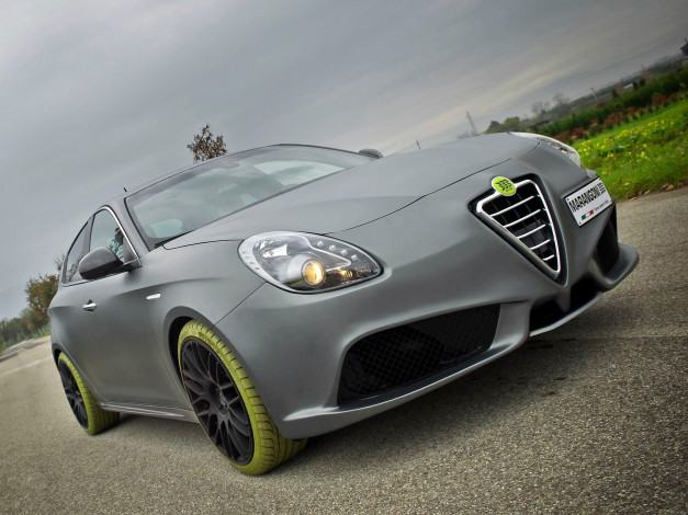 Обои картинки фото alfa romeo marangoni giulietta g430 concept 2010, автомобили, alfa romeo, alfa, romeo, marangoni, giulietta, g430, concept, 2010