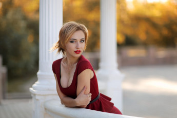 Картинка девушки -unsort+ блондинки +светловолосые красное платье модель глубина резкости блондинка макияж