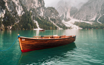 обоя корабли, лодки,  шлюпки, горы, озеро