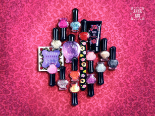 Картинка бренды anna sui