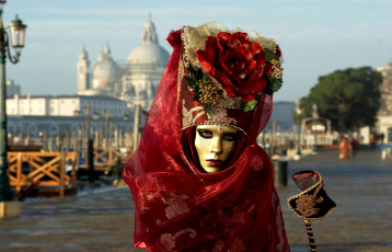 Картинка разное маски карнавальные костюмы цветок венеция бордовый маска