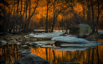 Картинка природа реки озера март весна лед валуны камни река лес