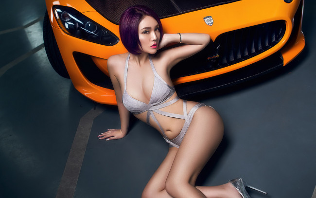 Обои картинки фото автомобили, -авто с девушками, девушка, взгляд, фон, автомобиль, азиатка, купальник