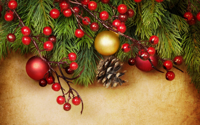 Обои картинки фото праздничные, украшения, ветки, хвоя, ягоды, новый, год, рождество, шары