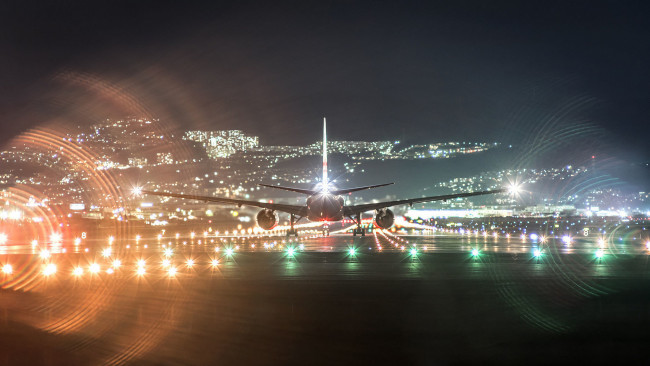 Обои картинки фото авиация, авиационный пейзаж, креатив, самолет, ночь, огни